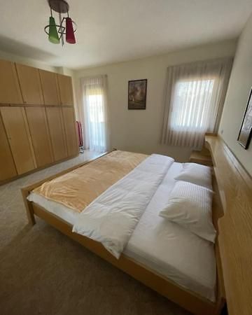 Evendum Central Apartment 1 Tirana Bagian luar foto
